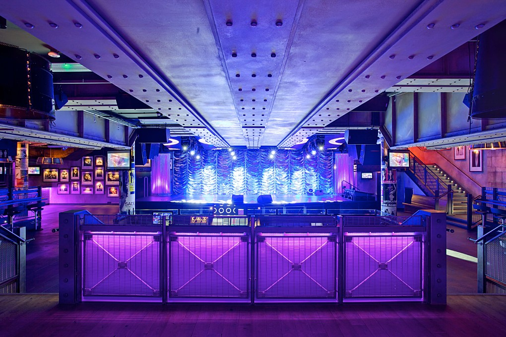 Under The Bridge nightclub AFL Architects 1